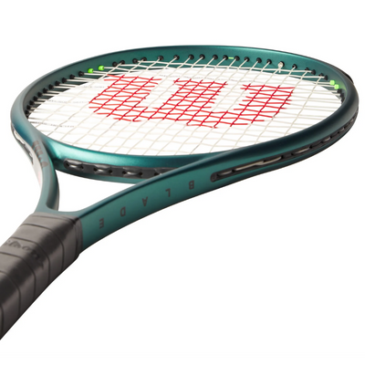 Wilson BLADE 26 V9 Junior Tennis Racquet