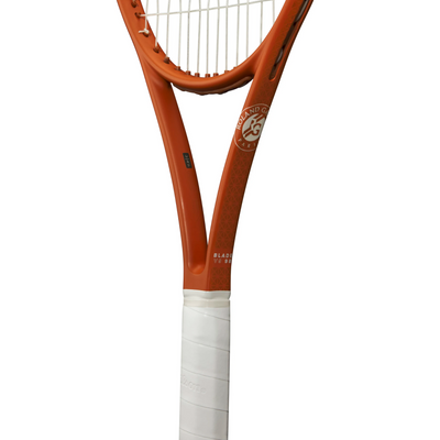 Wilson Blade 98 V9 16X19 RG 2025 Tennis Racquet