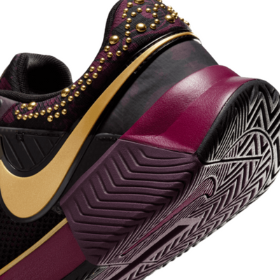 Nike GP Challenge 1 "Naomi Osaka" Womens Hard Court Tennis Shoes - Bordeaux/Metallic Gold-Black