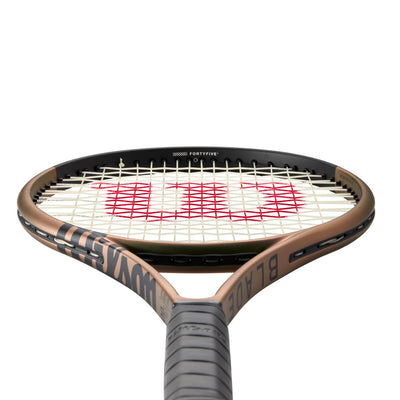 Wilson Blade 100UL v8 Tennis Racquet